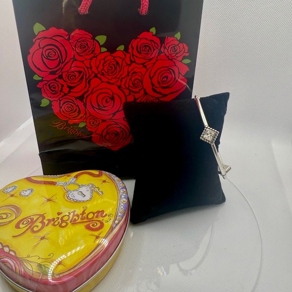 Brighton "Twinkle " Collection - Picture 9 of 9